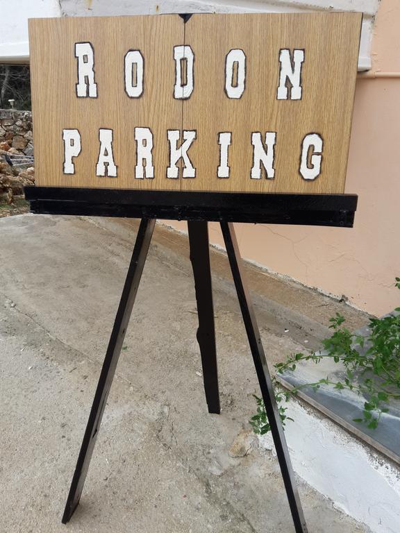 Rodon Apartments Tsoukaládhes 외부 사진